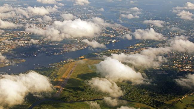 High level clouds from an airplane